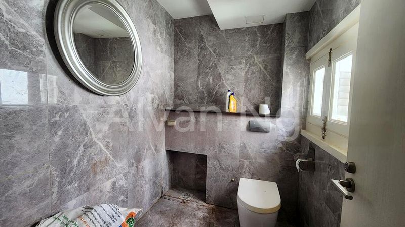 Shop / Shophouse for Sale in  South Bridge Road - Image 4